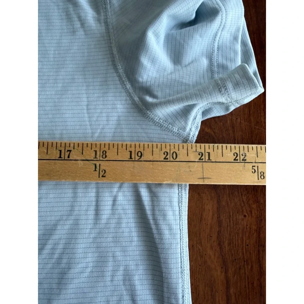 Ten Thousand Training Shirt Mens Light Blue Micro Stripe Athletic Tee Large - Picture 4 of 5